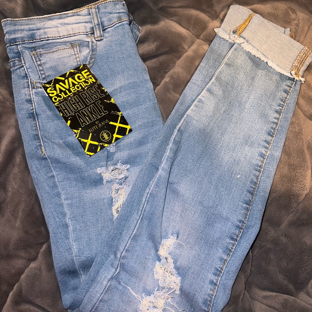 Elite Jeans High Rise Ankle. BRAND NEW